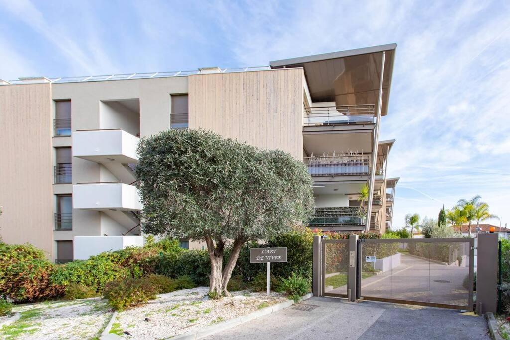 Apartament A7- 2 Bdr Sea & Mountain View - Ac, Parking, Pool & Terrace Antibes Zewnętrze zdjęcie