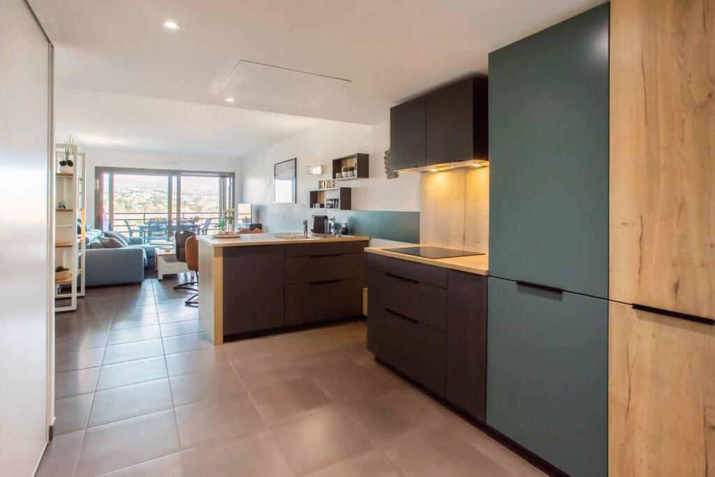 Apartament A7- 2 Bdr Sea & Mountain View - Ac, Parking, Pool & Terrace Antibes Zewnętrze zdjęcie