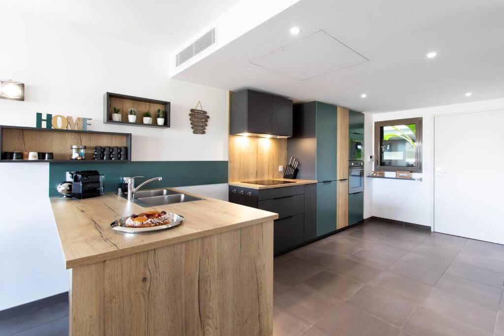 Apartament A7- 2 Bdr Sea & Mountain View - Ac, Parking, Pool & Terrace Antibes Zewnętrze zdjęcie